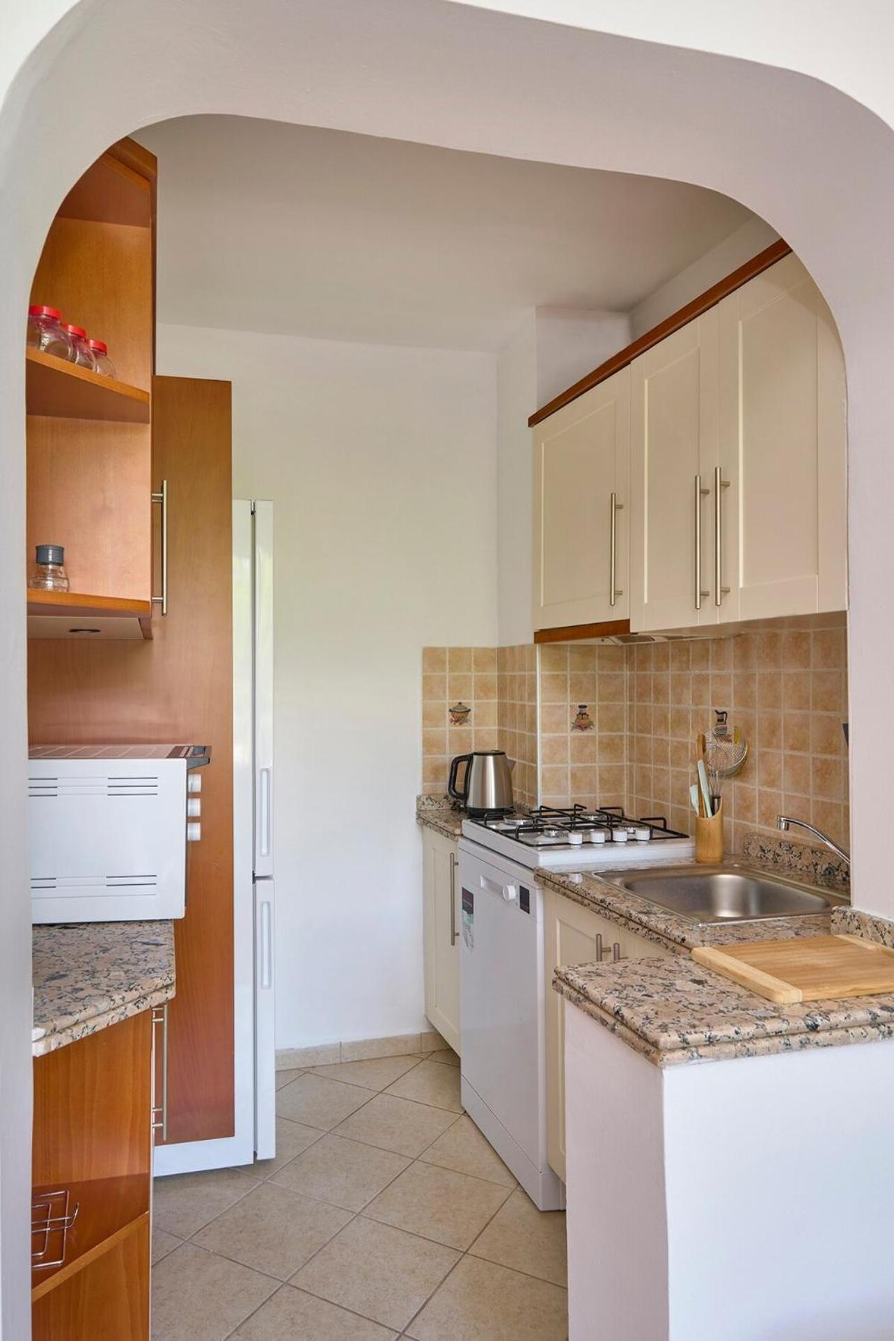 Daire Private Modern Duplex 2bed1bath W Terrace! #76 *